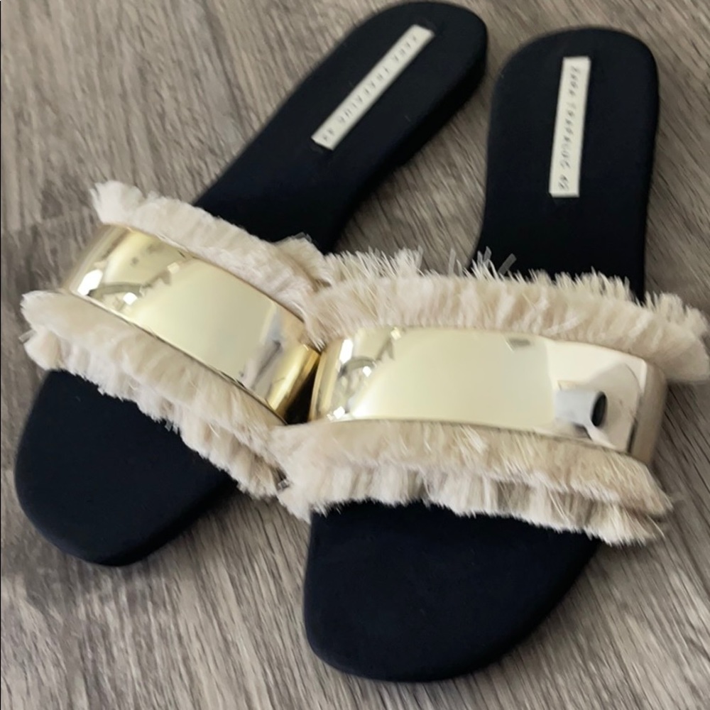 ZARA SANDALS